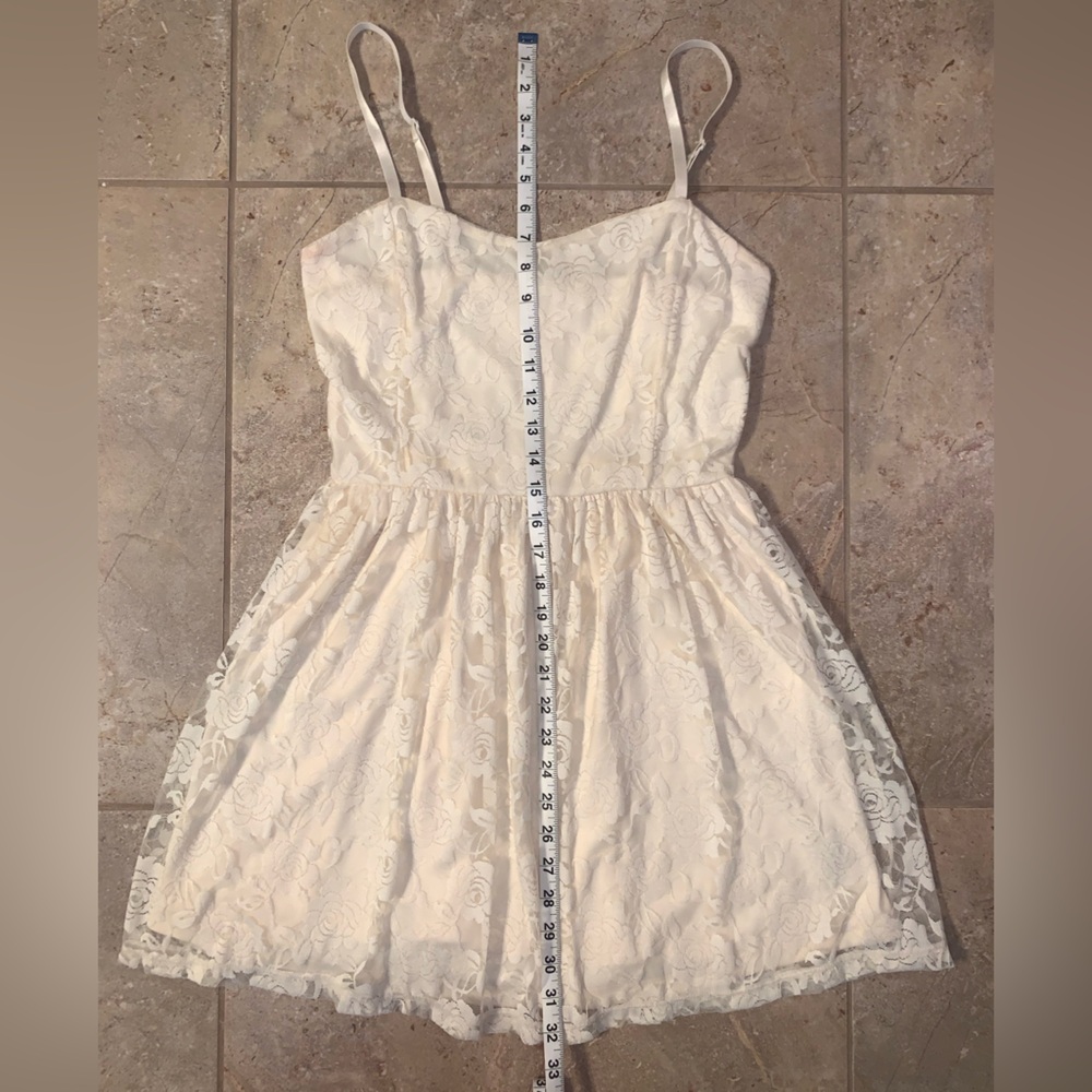 🤍Forever 21 Romantic Lace Floral Mini Dress - Cream/Off White - Size Medium - Picture 8 of 12